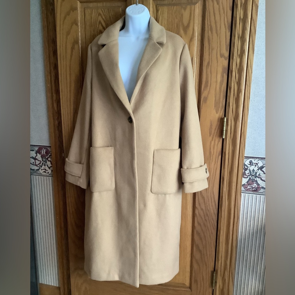 House of Harlow 1960 Wool blend coat. Size L